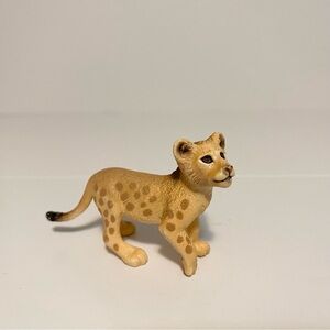 Schleich Wild Life Lion Cub Safari Savannah Baby Figurine  Figure 4/$20 🛑